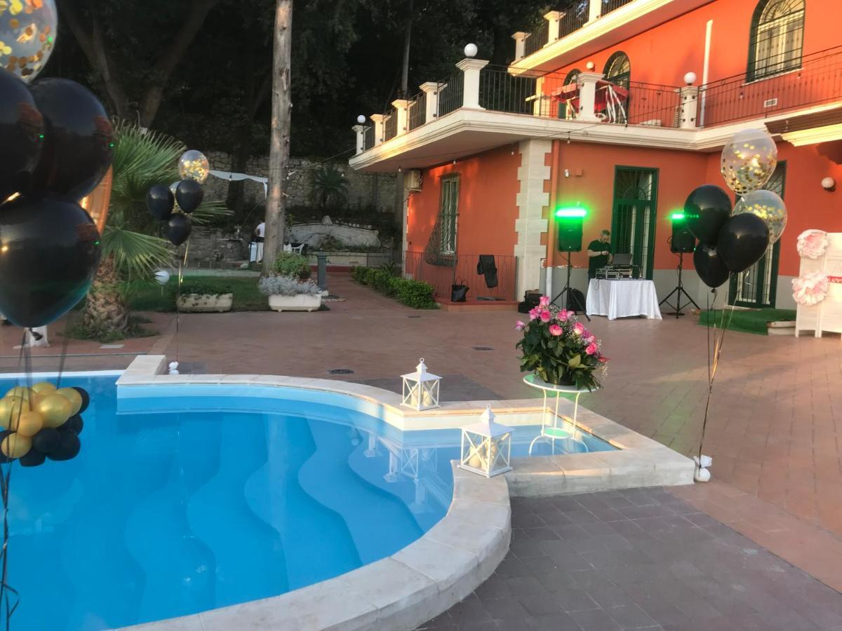 Kozak Village Suite Caserta Luaran gambar